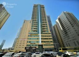 صورة لـ التصميم الخارجي للمبنى في 3 زاخر تاور