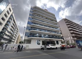 صورة لـ التصميم الخارجي للمبنى في 8 غولدن ساندز