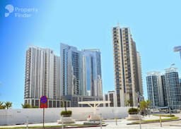صورة لـ التصميم الخارجي للمبنى في ريفليكشن