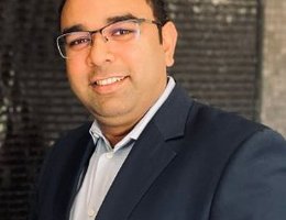 العميل Ali Wajahat