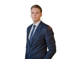 العميل Tom Barrett