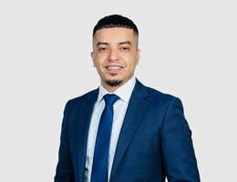 Agent Hamza Miah