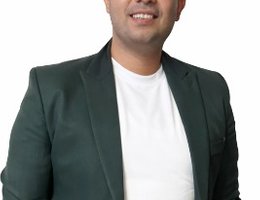 العميل Ahmed Sawat