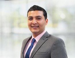 العميل Ashok Giri