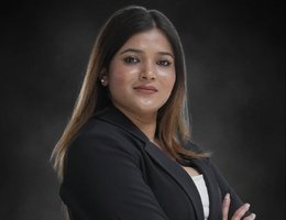 العميل Monika Sharma