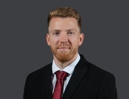 العميل Brad Robb