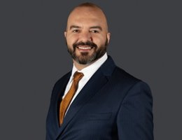 العميل Faraz Dalaee