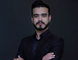 العميل Muneeb  Ahmed