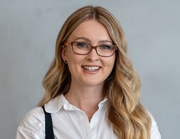 العميل Sophie Rudland