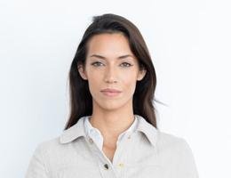 العميل Hannah Patton