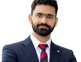 العميل Hamza Rehman