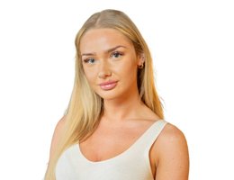 العميل Luana Zaharia