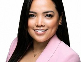 Agent Mylene Hallez