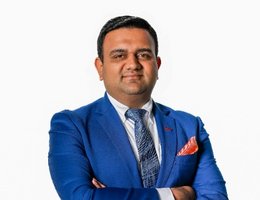 العميل M Waqqas Siddiqui