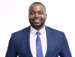 العميل Antony Opwapo