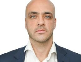 Agent Michel Santana