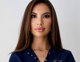 العميل Jasmin Duran