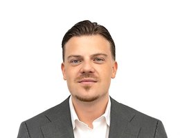 العميل Cornfiel Adrien Pieter Jean-Pierre