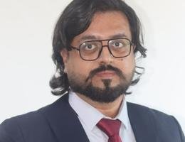 العميل Tamour Malik