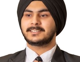 العميل Simran Singh  Virmani