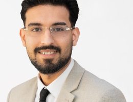 العميل Awais Shezan