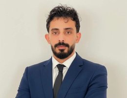 العميل Hussein Riad