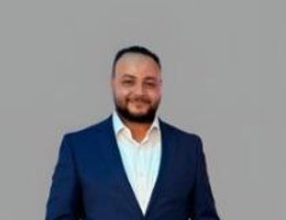 العميل moustafa elsehimy