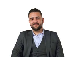 العميل Ali  Khamis