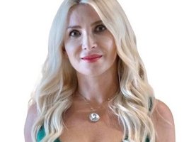 العميل AGNIESZKA MARIA GOMOLUCH