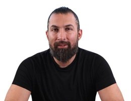 Agent shahrokh Haji khan