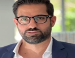 Agent Luca Vallelonga