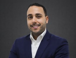 العميل Mahmoud Dandachli 