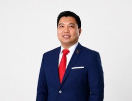 Agent Erwin Yao  Martin 