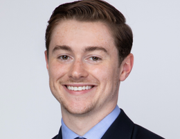 العميل Aidan Doyle