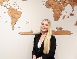 العميل Julie Andersen