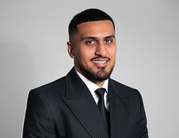 العميل Ibrahim  Hussain