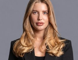 العميل Marina Bachurina
