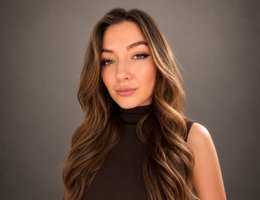 العميل Alena Iuzhaninova