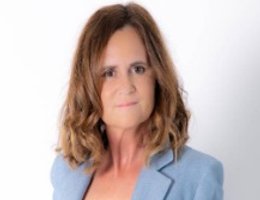 Agent Louise O'Brien