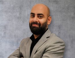 العميل Sulaiman Alsarraj