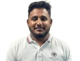 العميل Adeel Nadeem