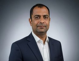 العميل Reyasat Khan