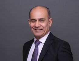 العميل Kamran Yousaf