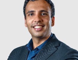 العميل Nikhil Arora