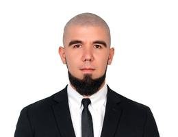 العميل Abduvakhob Khasanbaev