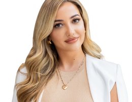العميل Andrea Jiga