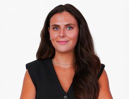 العميل Laura Viviani