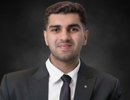 العميل Aman Prakash Lalwani