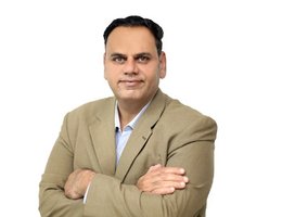 العميل Raja Mehtab Ali