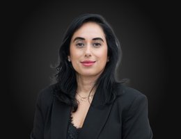 العميل Laleh Changizi